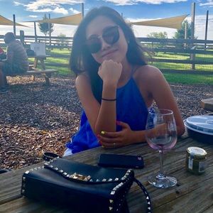 Meet your Posher, Ashley